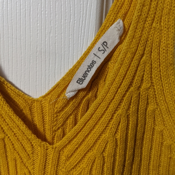 Knit Tank Top - Picture 3 of 3